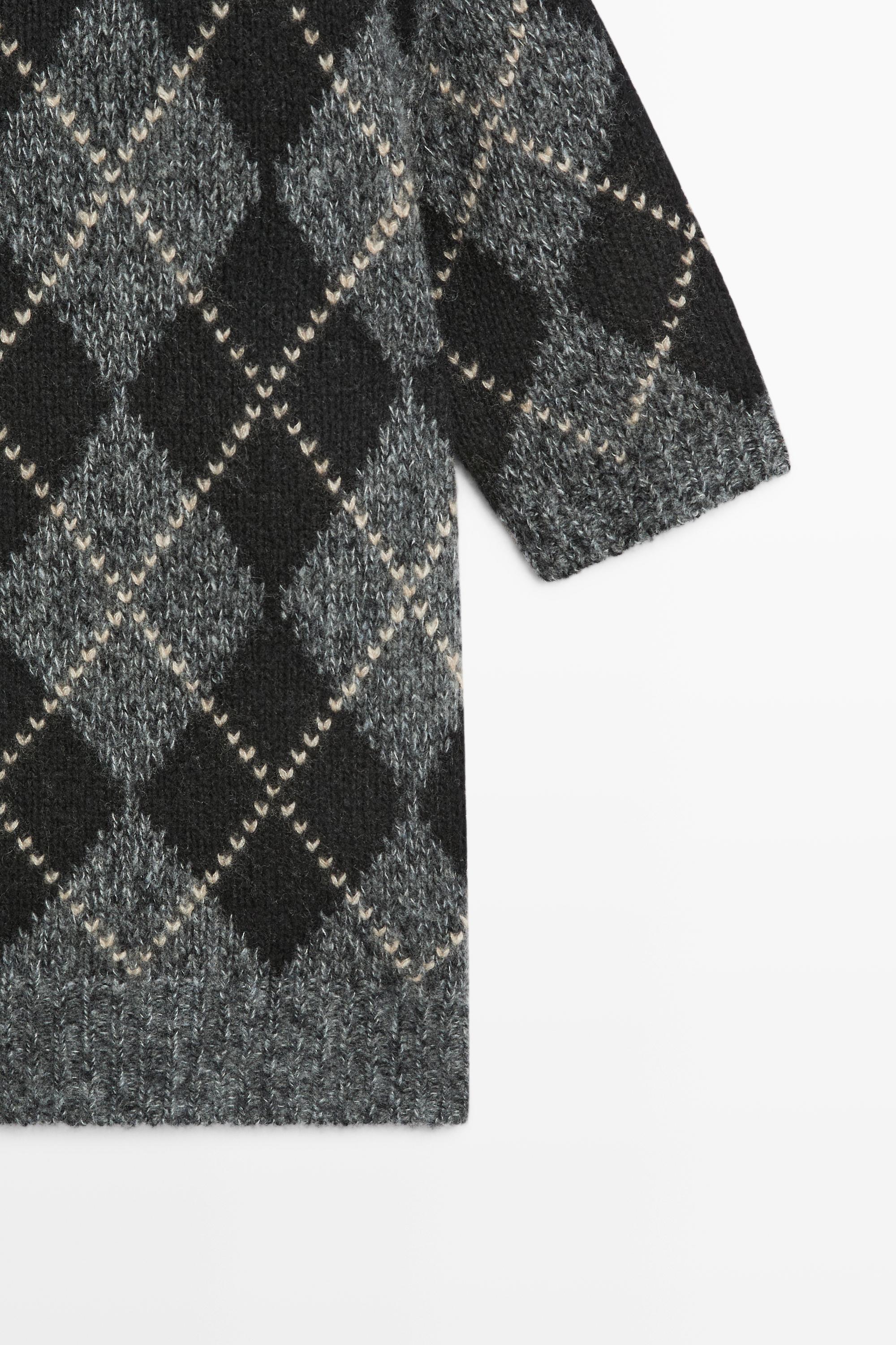 Pull en maille manches courtes à motif losanges cachemire